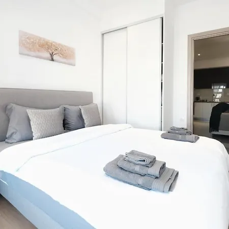 Apartment New Penthouse With Great View *